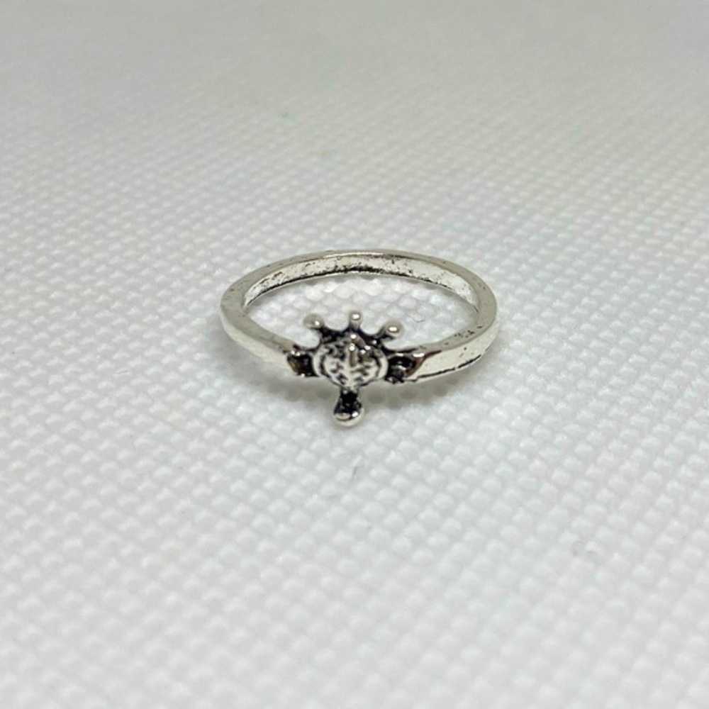 Silver Small Crown Design Ring